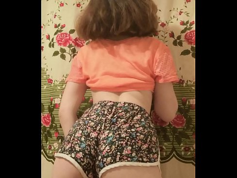 ❤️ Сексуальна молода красуня знімає шорти на камеру ❤❌ Порно на uk.com-full-porner.ru ❤